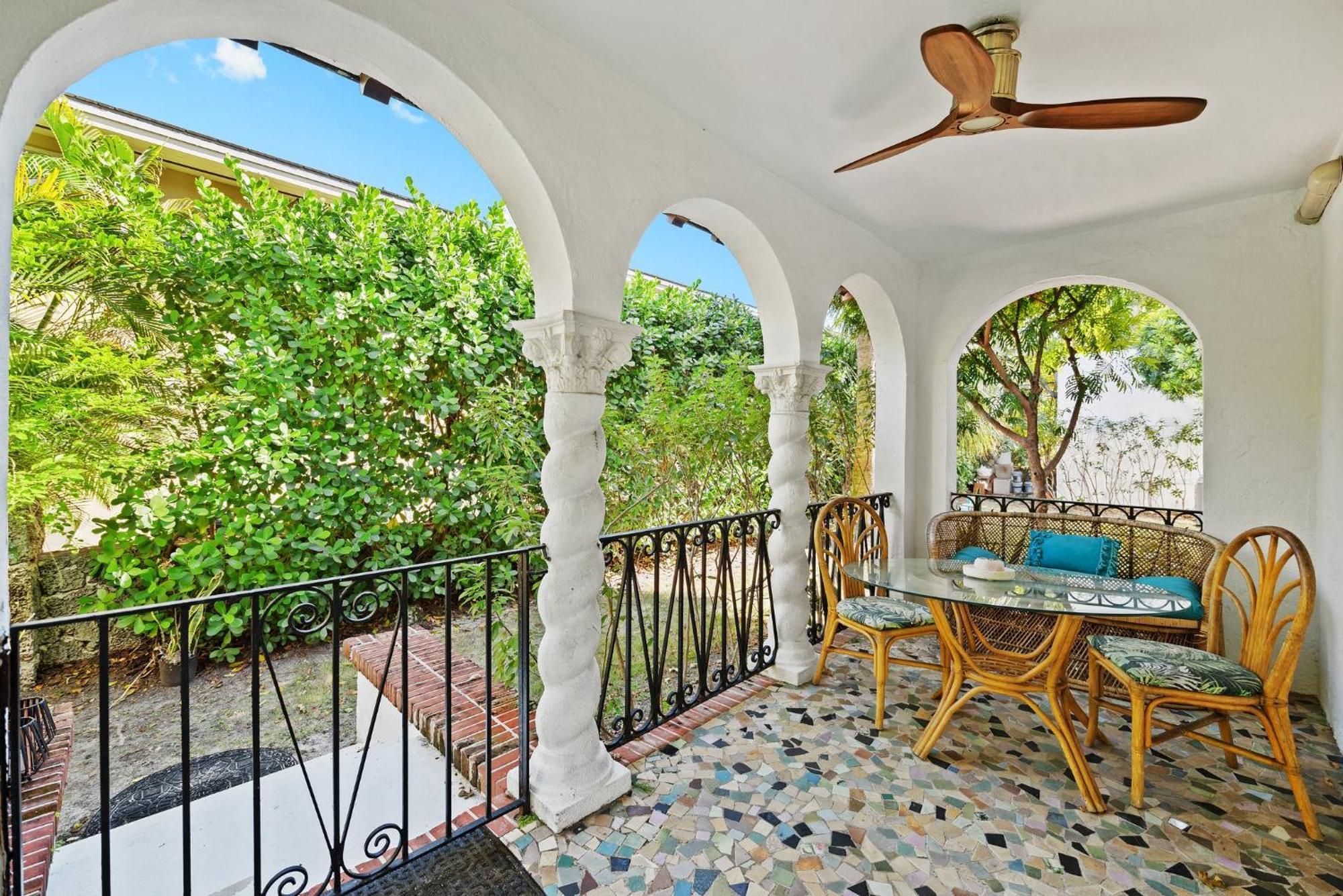 מלון קוראל גייבלס Casa Coral מראה חיצוני תמונה